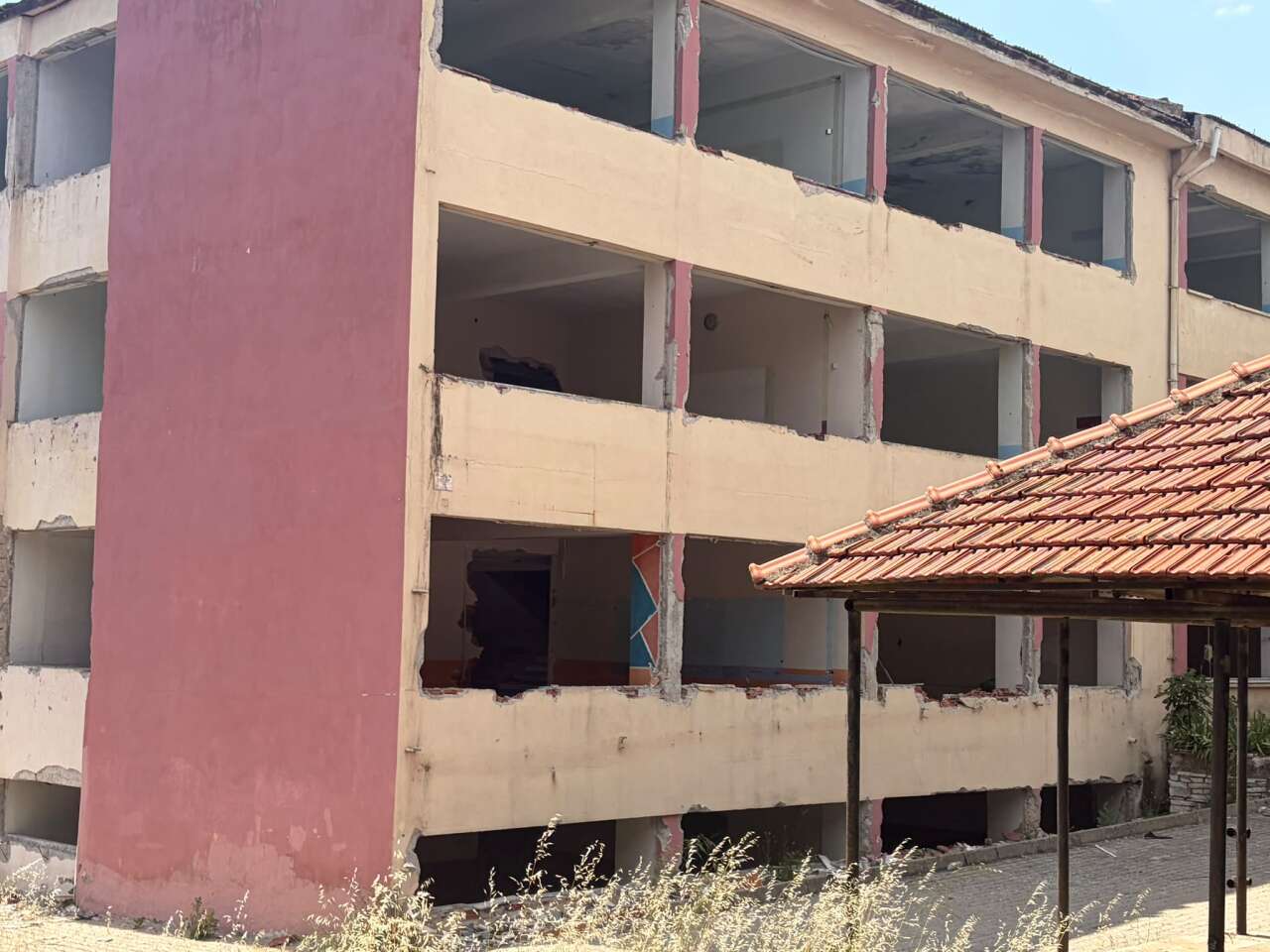 Yatağan Gazi Anadolu Lisesi’nde Yıkım Süreci Başladı 6